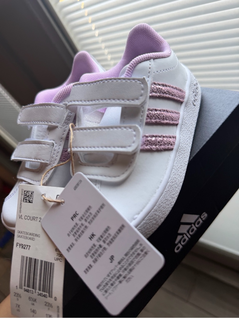 adidas Kids VL Court 2 Sneakers in White and Light Purple